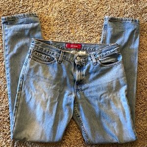 Vintage 90’s Levi’s 507 Superlow slim. Made in USA. 100% cotton. Juniors 11 long